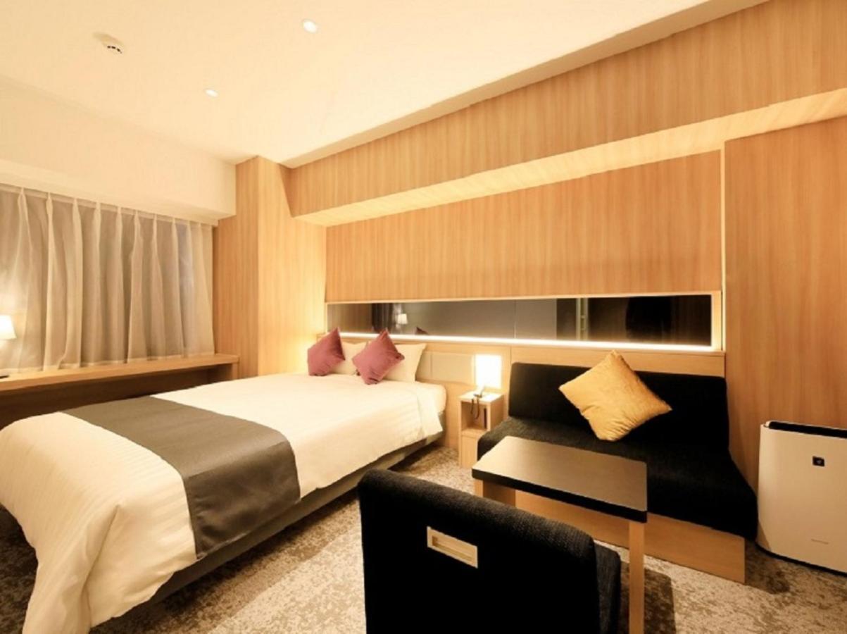 Quintessahotel Fukuokatenjin Comic&books Hotel
