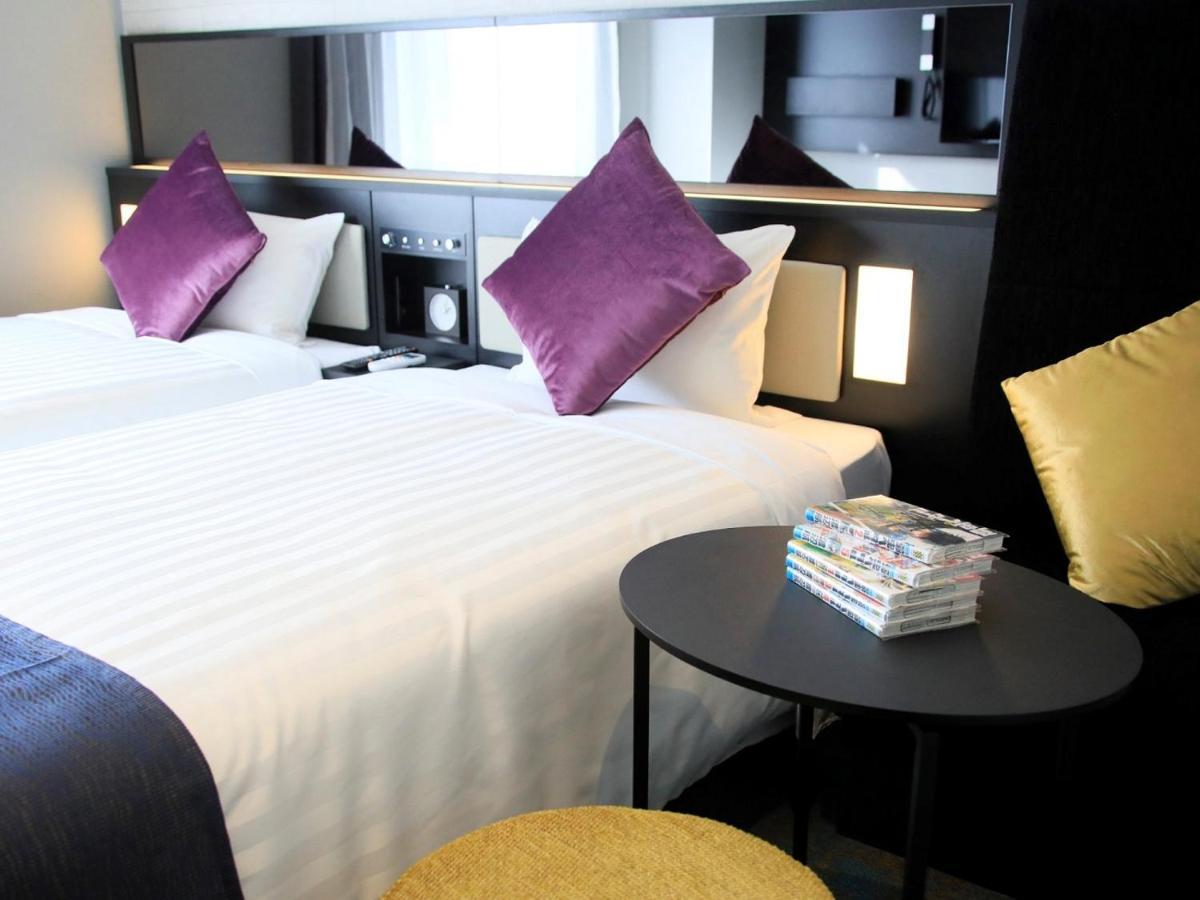 Quintessahotel Fukuokatenjin Comic&books Hotel 4*